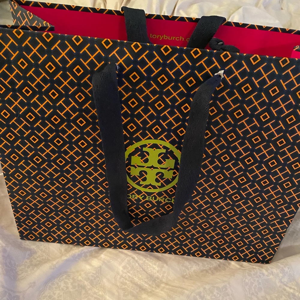 Tory Burch shopping bag. Medium